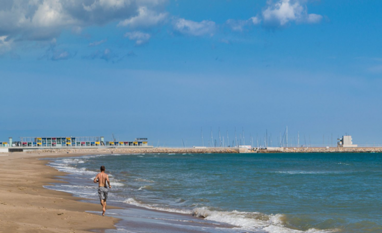 Encuentran un cadáver flotando en la playa de Calafell