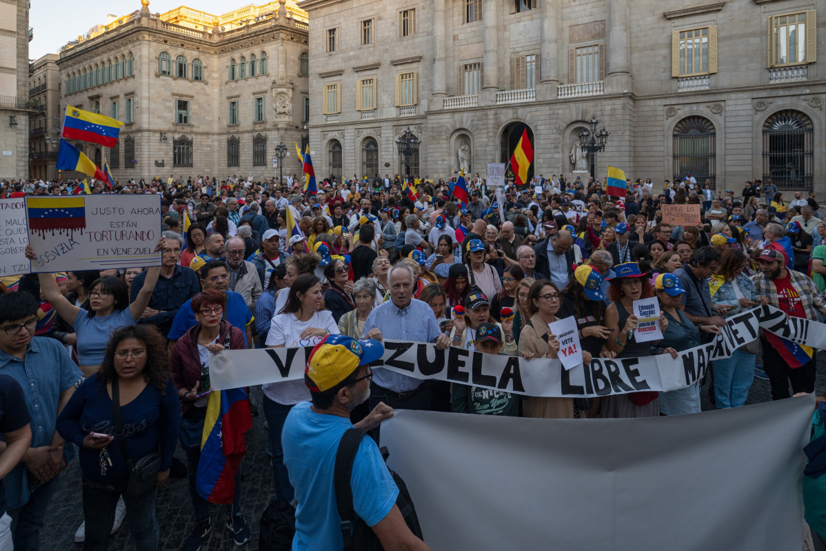 EuropaPress 6244266 manifestacion barcelona contra regimen maduro