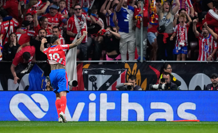 La sanción que podría recibir el Atlético tras lanzar objetos a Courtois en el derbi madrileño