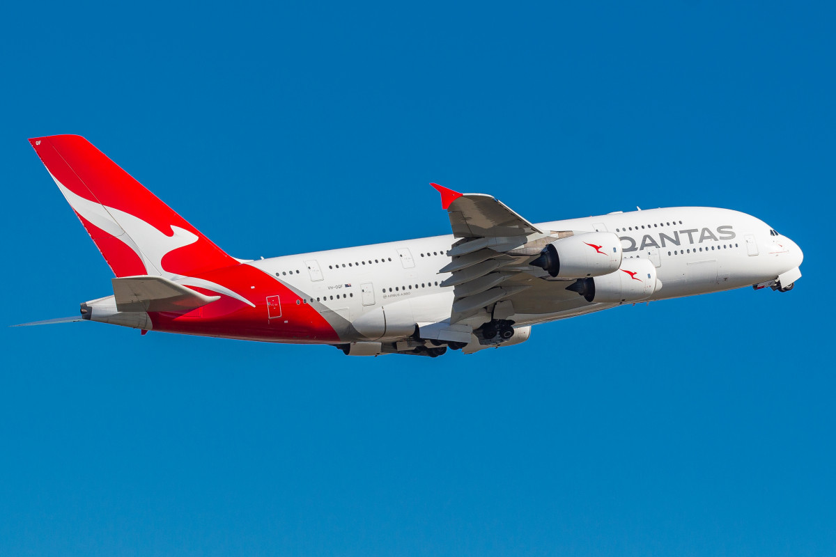 QANTAS A380 VH OQF 4974