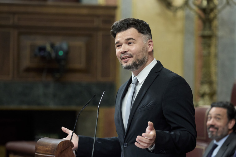 Rufián se ríe del PP: Del 'Que te vote Txapote' a votar a Txapote