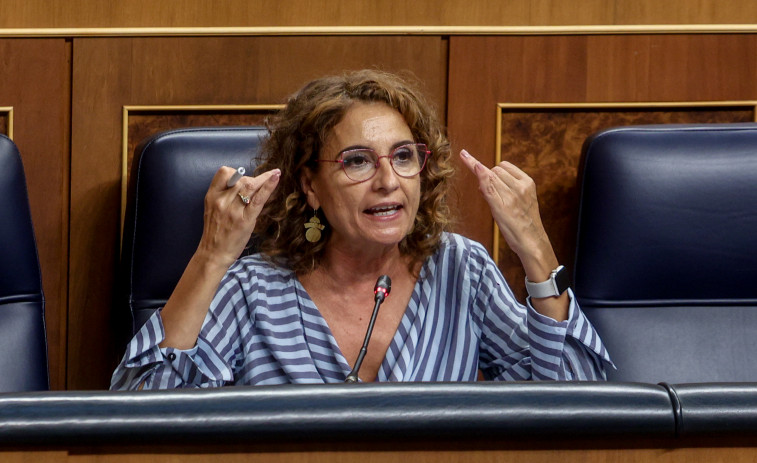 El Gobierno veta una ley del PP en el Congreso para bajar el IVA de materias primas de explotaciones agrarias