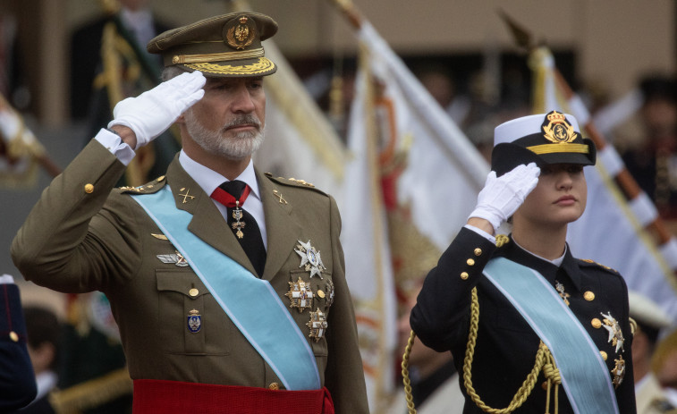 La lluvia marca el desfile de las Fuerzas Armadas en Madrid por el 12 de octubre