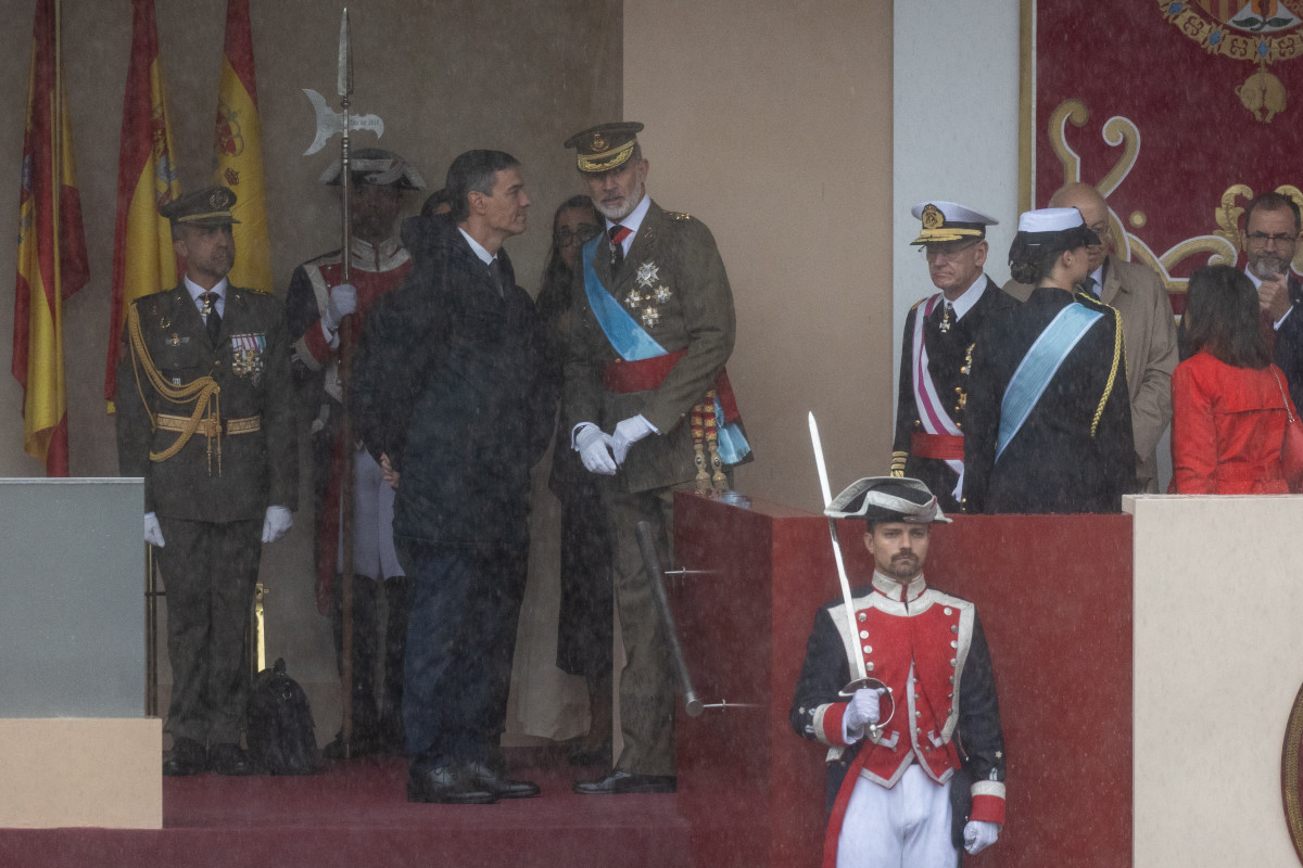 EuropaPress 6271533 presidente gobierno pedro sanchez 3i rey felipe vi acto solemne homenaje