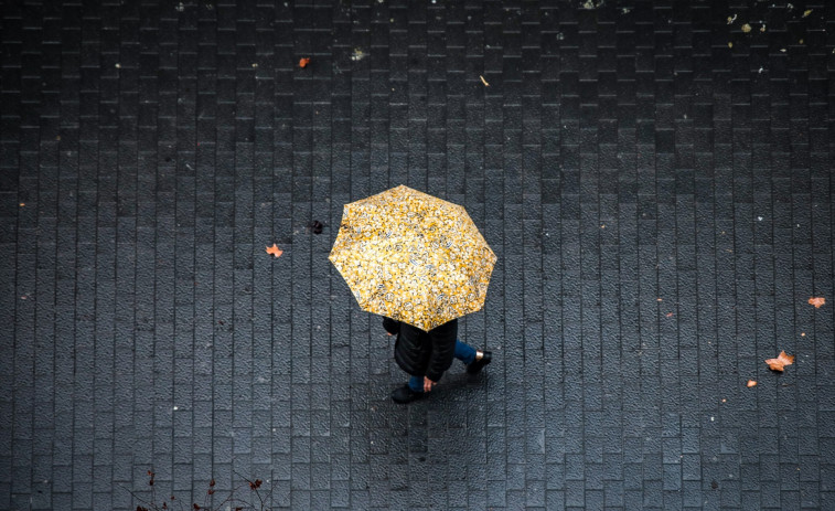 El 112 recibe 118 llamadas este jueves hasta las 17 horas por las lluvias en Catalunya