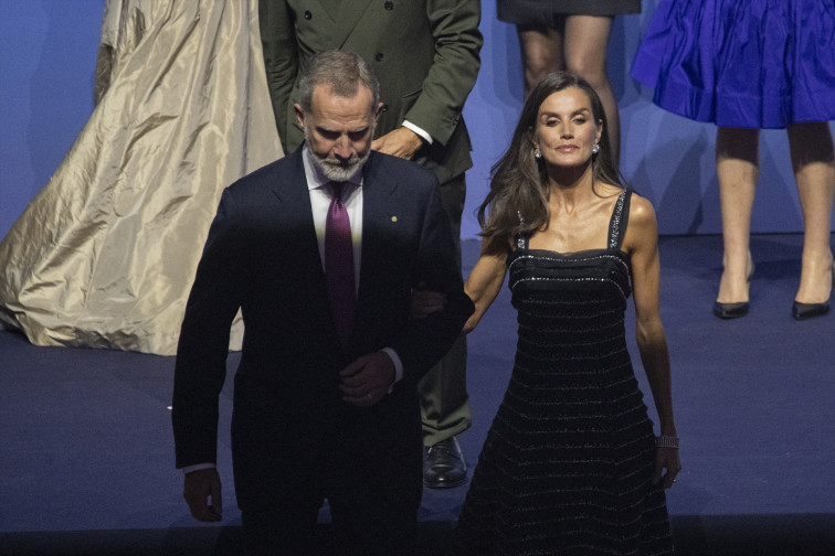 Felipe VI le da un 'manotazo' a la Reina Letizia: ¿Qué ha ocurrido?