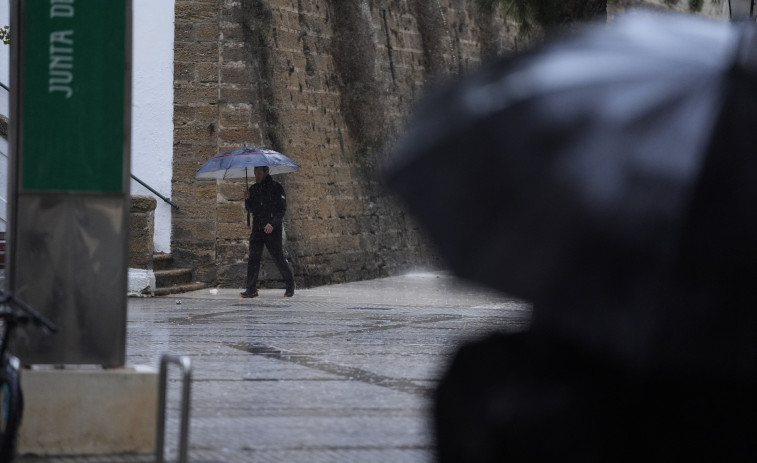 ¿Qué tiempo hará este viernes? La AEMET anticipa lluvias torrenciales en Catalunya