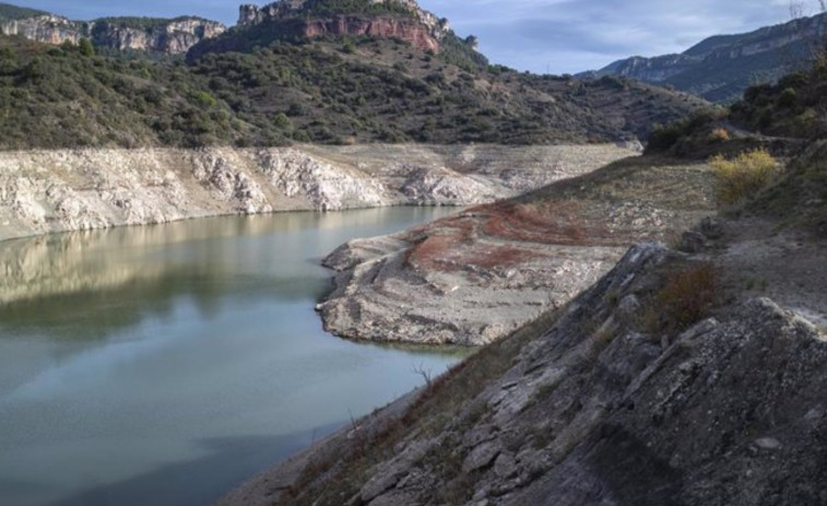 Los embalses de las cuencas internas de Catalunya superan el 32% de capacidad de agua