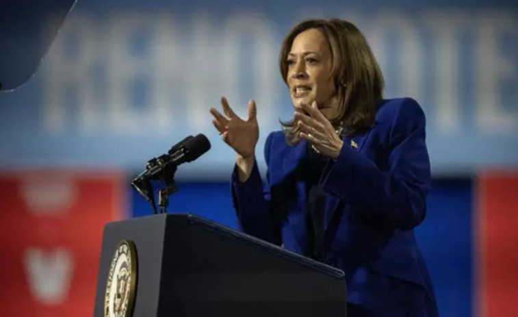 Kamala Harris da la cara: 