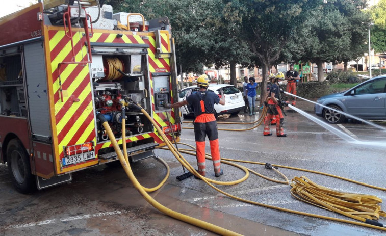 Siguen llegando Bombers catalanes a Valencia: el tercer contigente, camino de las zonas más castigadas