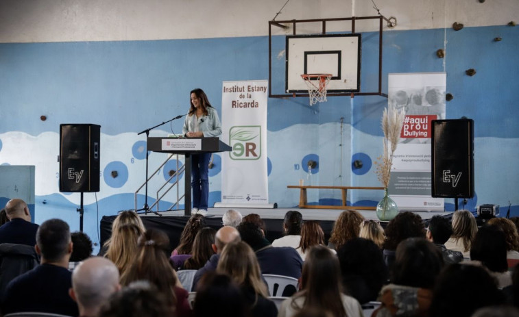 Casi 300 centros docentes catalanes participan en un programa contra el acoso escolar desde 2017