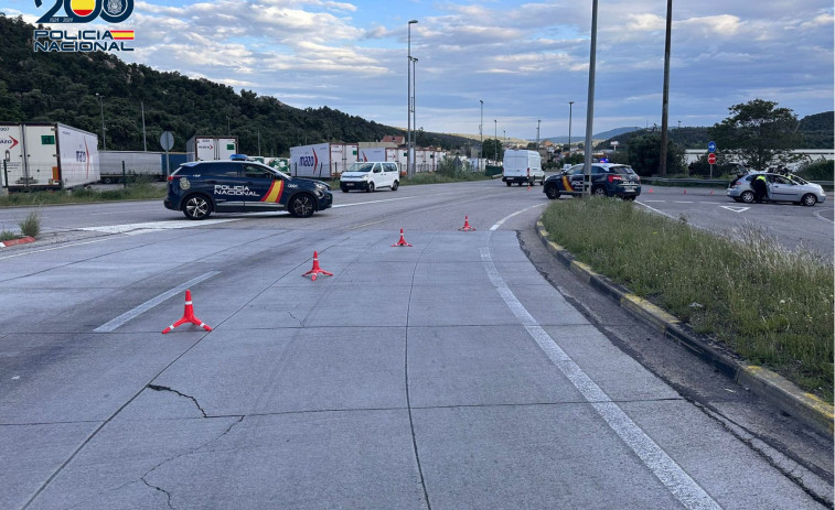 Detenido un hombre por intentar atropellar a un Policía Nacional en La Jonquera