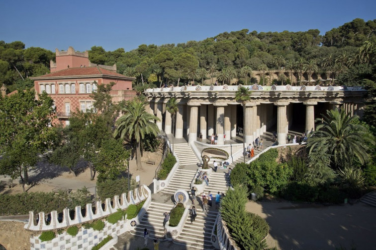 Clima, gastronomía y turismo, claves para la percepción positiva de España en Europa