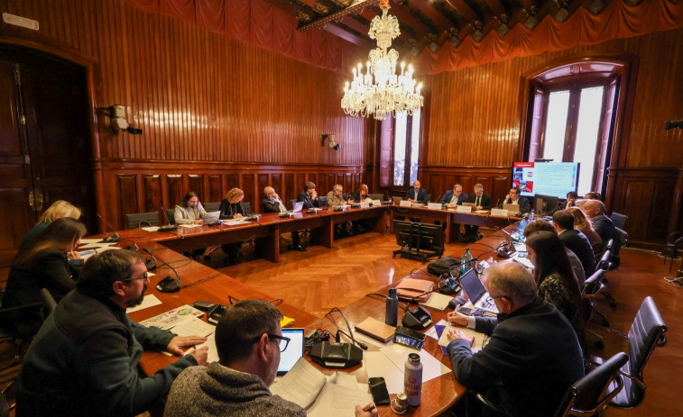 Andreu Mas-Colell, Lluís Recoder y Pau Villòria tendrán que explicar al Parlament la venta de ATLL