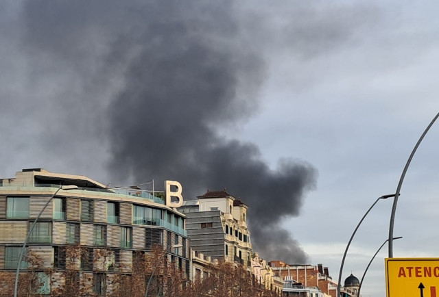 Catalunyapressincendibcn21gen25