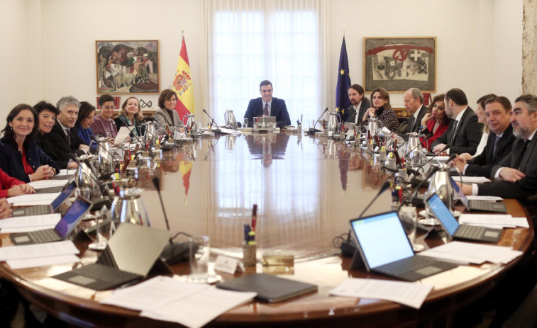 ¿Se aprobará el decreto ómnibus vía Consejo de Ministros el 28 de enero?