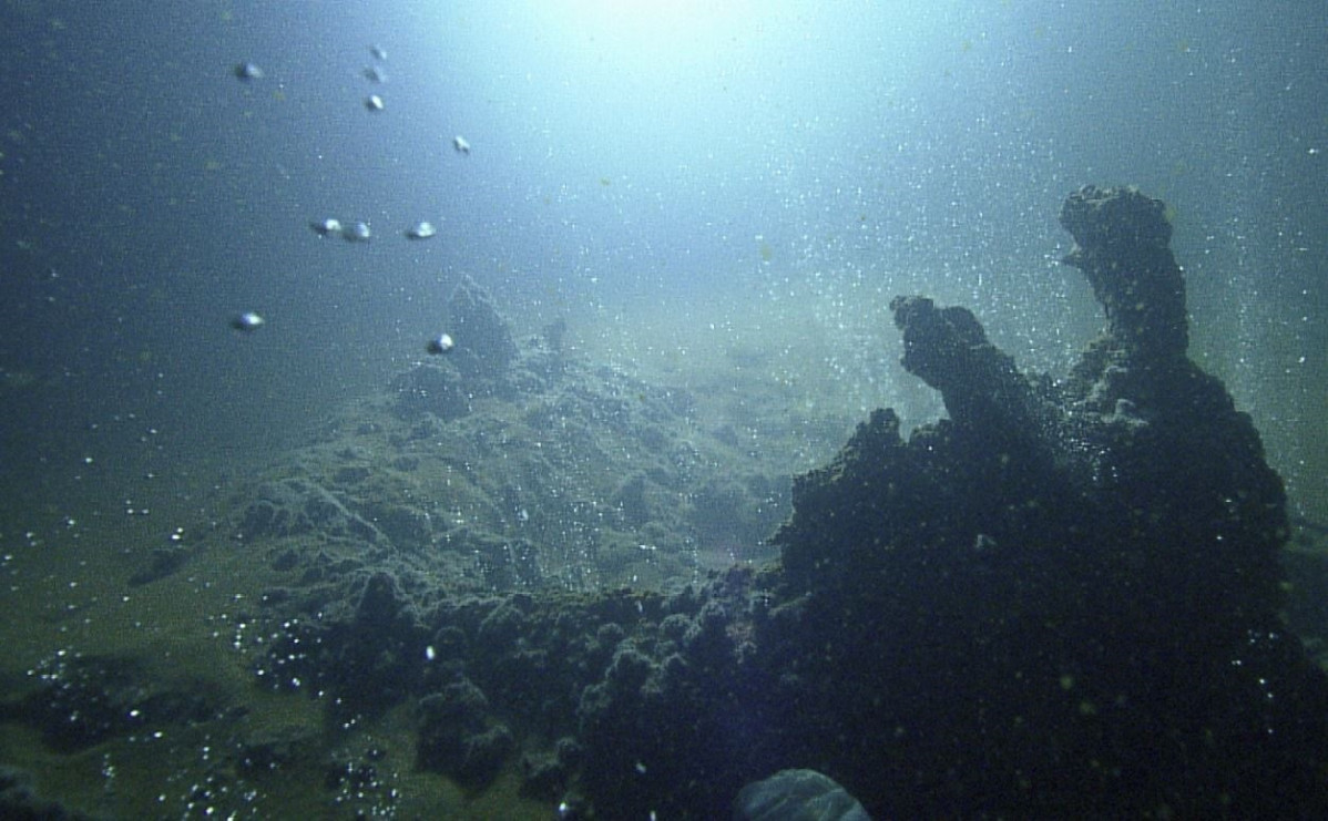 EuropaPress 4921025 actividad volcanica submarina largo seccion crater kolumbo fondo marino