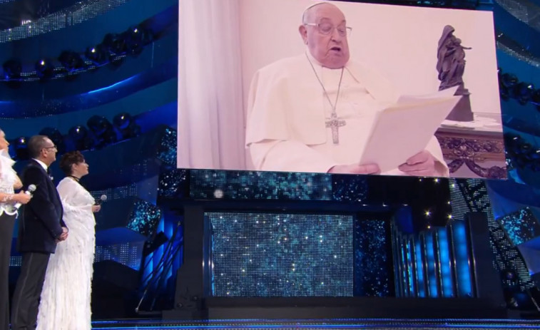 VÍDEO | El papa Francisco vuelve a aparecer en público en San Remo: 