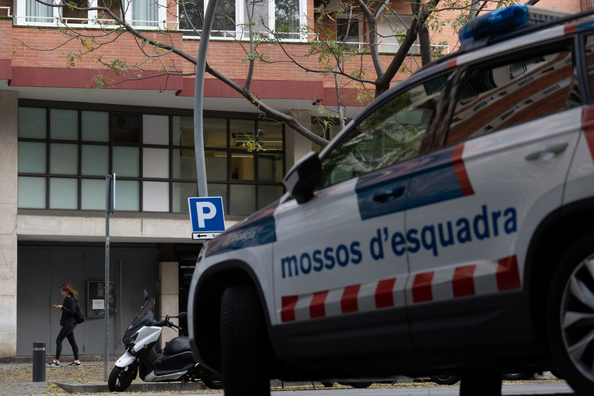 Archivo - Un coche de los Mossos d'Esquadra en una imagen de archivo.