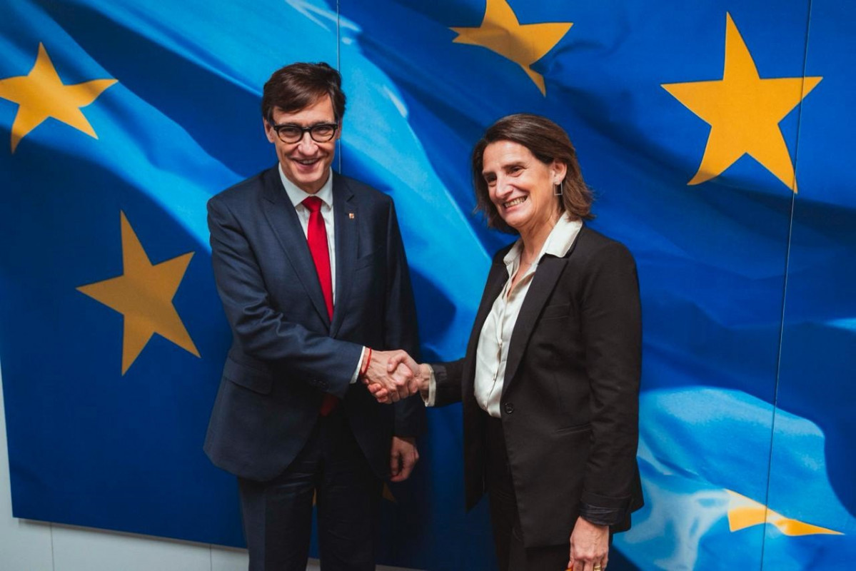 El presidente de la Generalitat, Salvador Illa, y la vicepresidenta ejecutiva de la Comisión Europea Teresa Ribera se reúnen en Bruselas