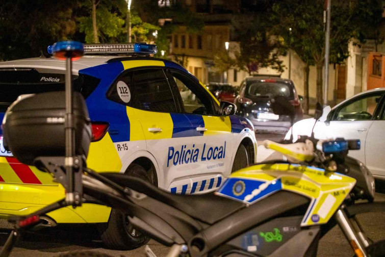 Un hombre detenido 44 veces por robos en Mataró sigue libre: ¿cómo es posible?