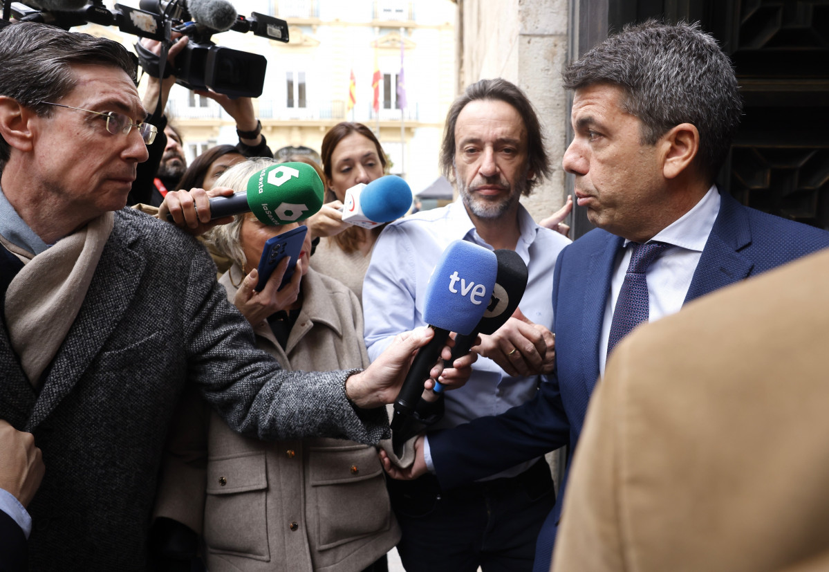 EuropaPress 6548535 caarlos mazon llegada palau generalitat