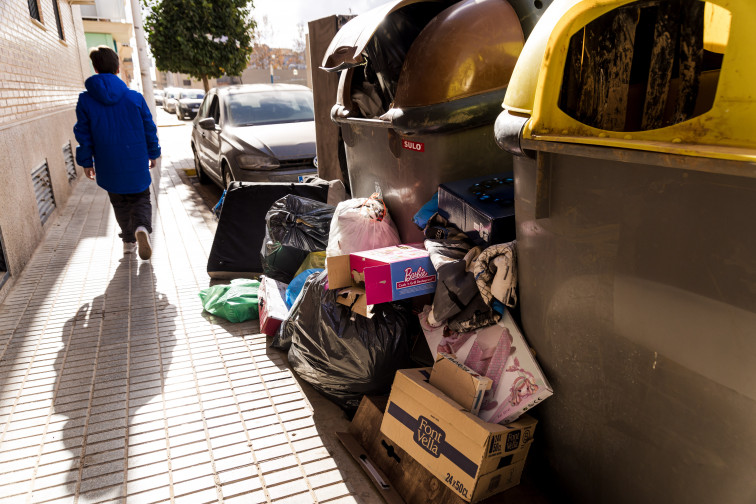 La Plataforma Ciudadana contra la Tasa de Residuos de Sabadell, denuncia incoherencias en la normativa ambiental