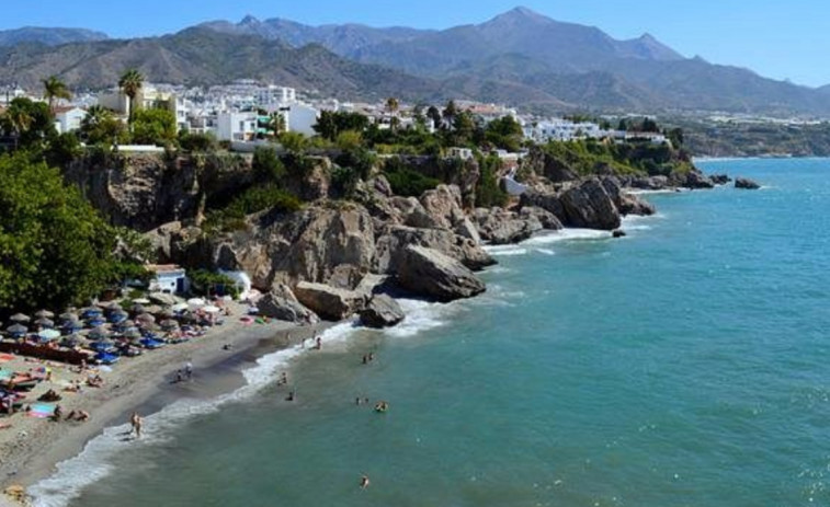 Encuentran el cadáver de un hombre en una playa de Motril (Granada)