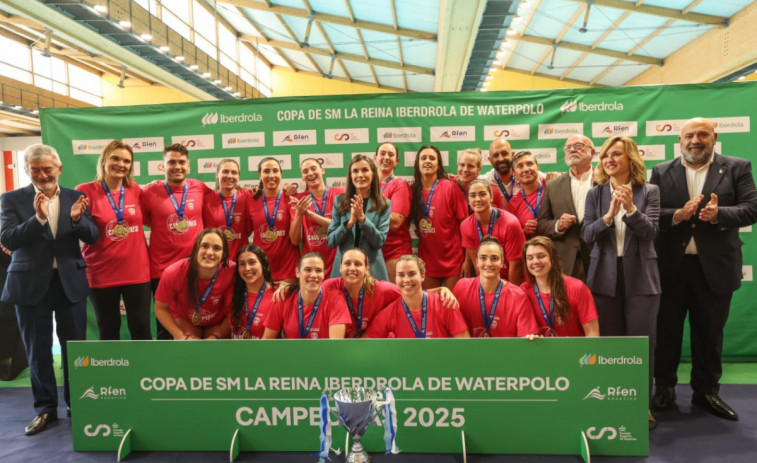 El CN Sant Andreu se corona de nuevo en la Copa de la Reina de waterpolo (17-13)